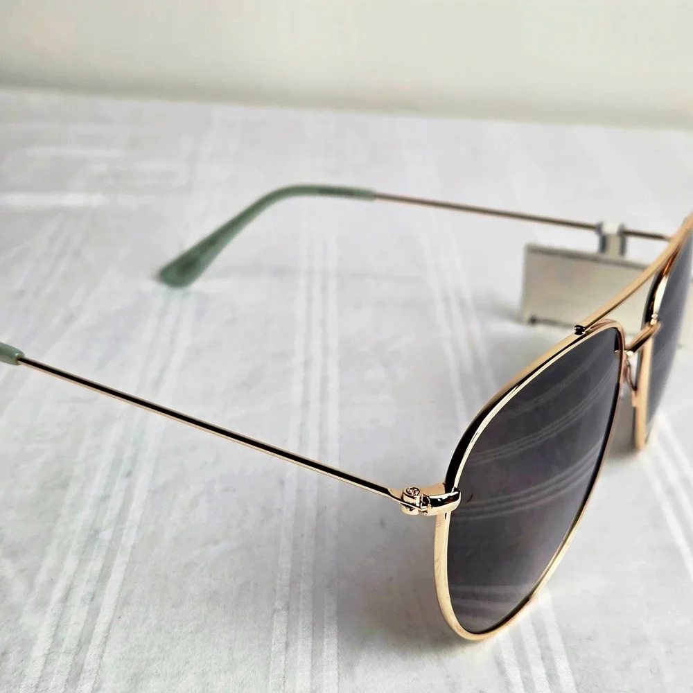 Oscar de la Renta Aviator Chic Unisex Sunglasses Gold Purple Gradient 100% UV
